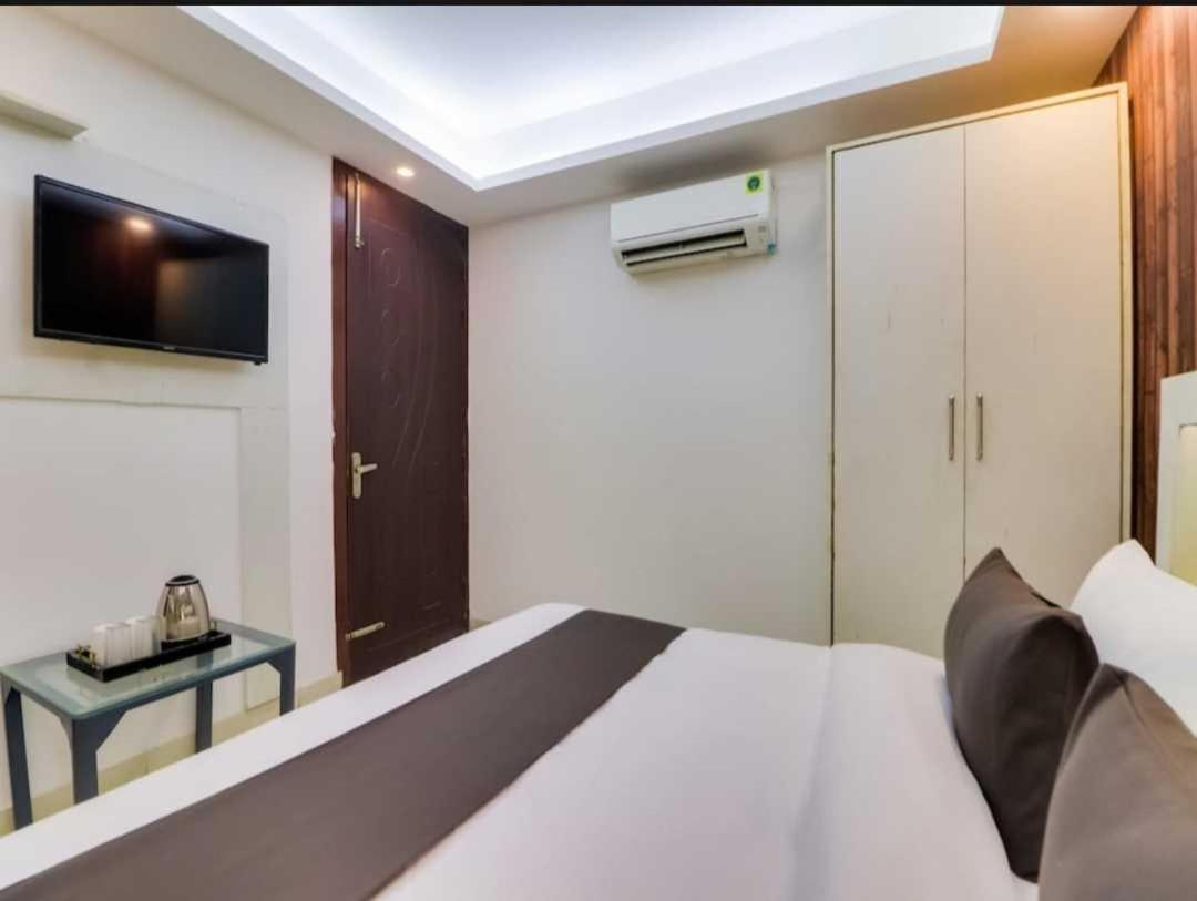 ניו דלהי Hotel O Galaxy Stay מראה חיצוני תמונה