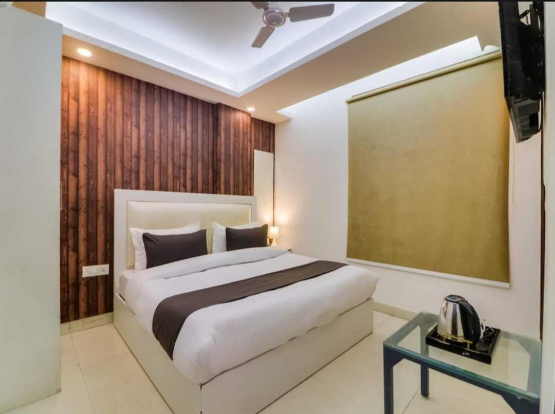 ניו דלהי Hotel O Galaxy Stay מראה חיצוני תמונה
