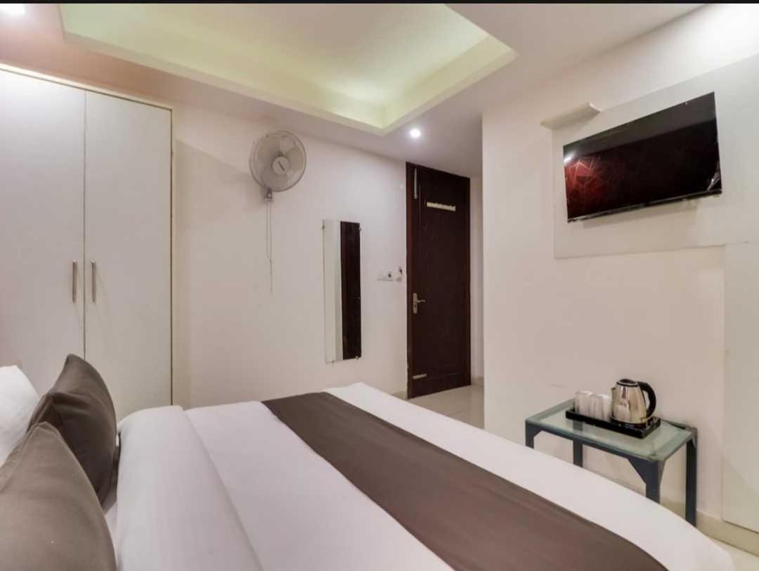 ניו דלהי Hotel O Galaxy Stay מראה חיצוני תמונה